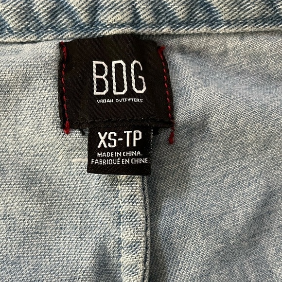 BDG Urban Outfitters Wrap-Front Wide-Leg Jean Lightwash Size XS - Picture 9 of 12